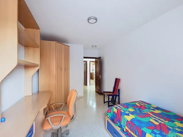 Piso con enorme terraza en Barrio de los Periodistas de Granada — 21