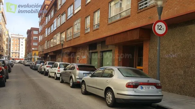 En Burgos. Calle Petronila Casado esquina Calle Clunia. Estu - foto 5