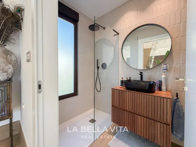 Villa moderna con sótano y piscina privada en venta en Finestrat - Benidorm — 30