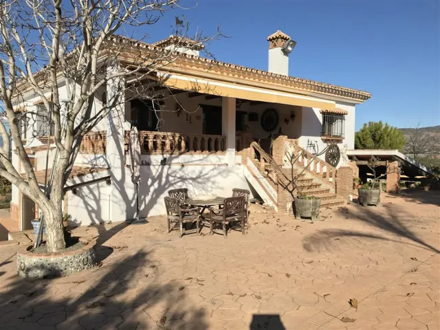 Casa de campo 5 habitaciones 110m² en venta - Centro