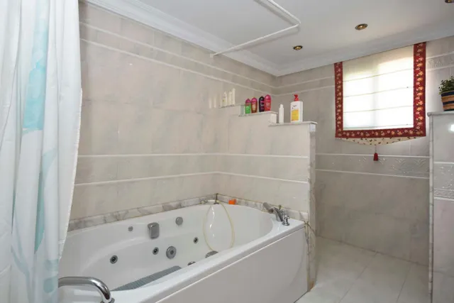 Exclusivo Chalet Independiente con Piscina Privada y Gran Parcela en Callosa de Segura — 23