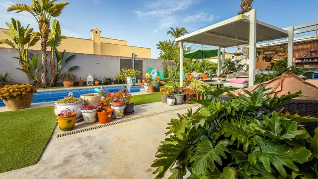 Villa 2 habitaciones 130m² en venta - Centro — 49