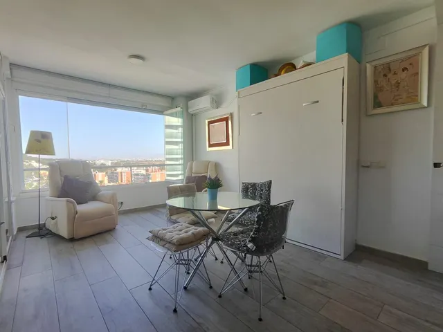 Moderno Estudio Reformado en Verdiales — 4