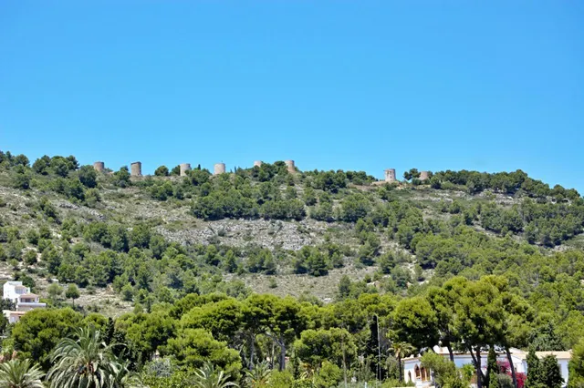 Espacioso apartamento de 3 dormitorios con vistas al mar en Jávea — 22