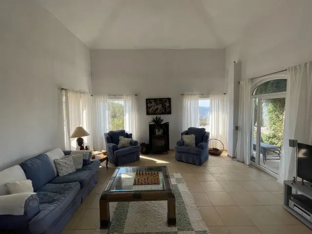 Exclusivo chalet con 9000m2 de parcela — 20
