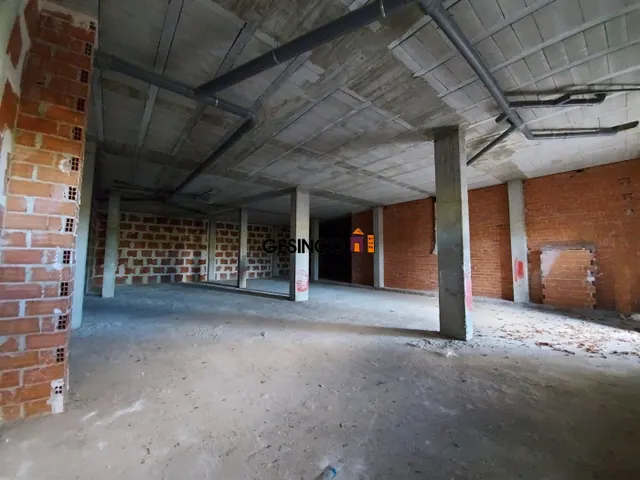 LOCAL DIAFANO EN ZONA DE NUEVA EXPANSIÓN — 4