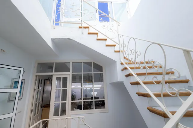 Casa de 3 dormitorios con terraza, azotea y gran luminosidad – Construcción 2010 — 23