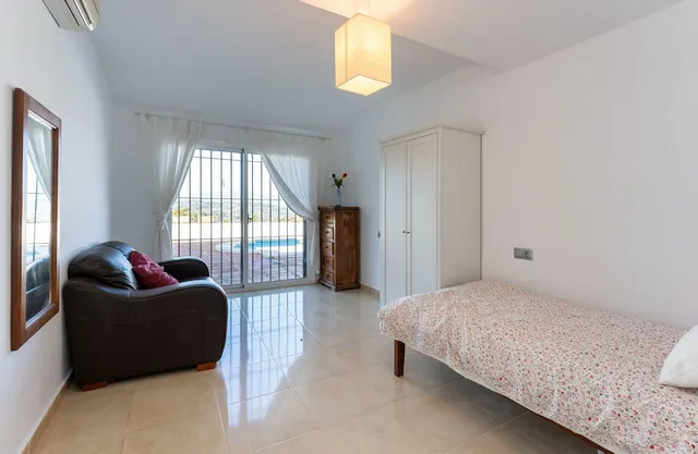 Finca rústica 9 habitaciones 588m² en venta - Costa del Sol — 16