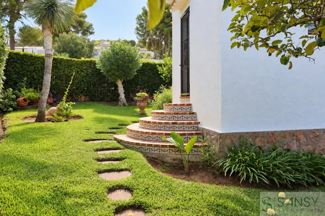 Chalet con piscina en venta en Jávea/Xàbia - 4 dormitorios y vistas al Montgó — 18