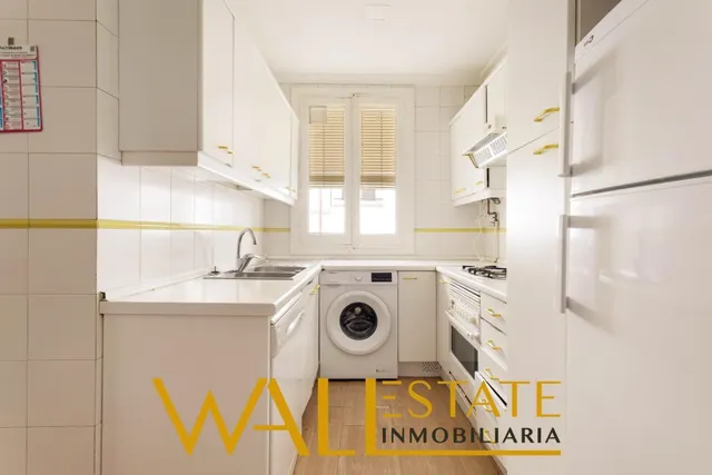 Amplio piso en venta para reformar en Argüelles — 9