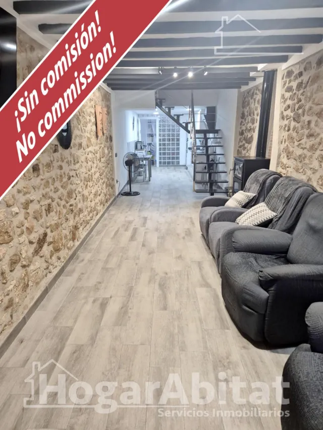 CASA REFORMADA CON TERRAZA - foto 2