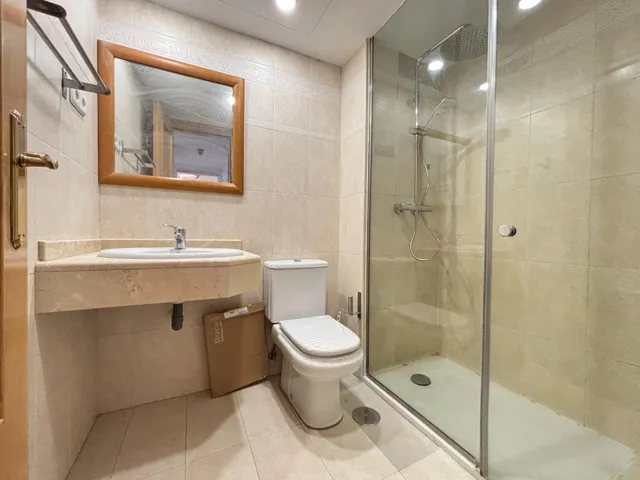 Ciudad Jardín, Chamartin. 3 dormitorios 2 wc garaje y piscina. — 17