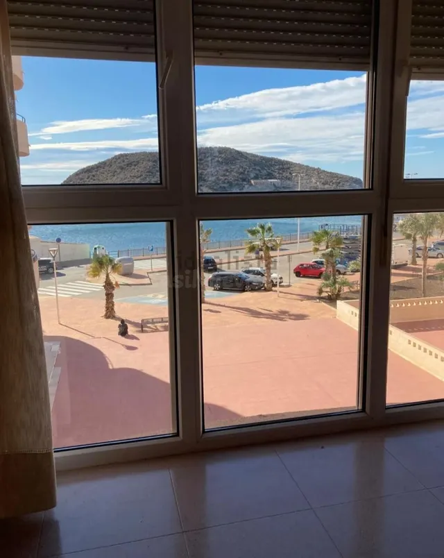 ¡¡PRIMERA LÍNEA DE PLAYA REAL!! ¡2 HAB + 2 BAÑOS + GARAJE Y  - foto 2