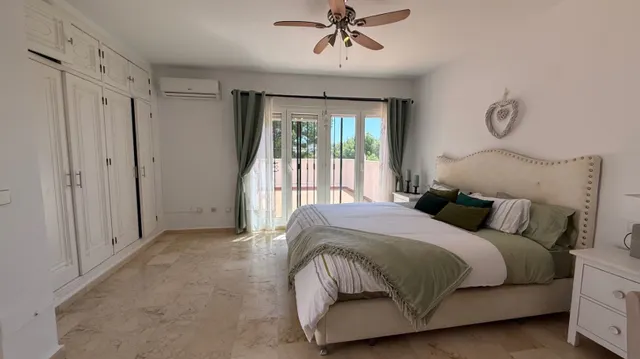 Villa 4 habitaciones 137m² en venta - Las Ramblas — 23