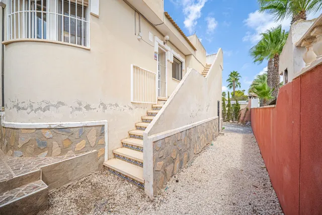 Villa 3 habitaciones 151m² en venta - Doña Pepa — 33