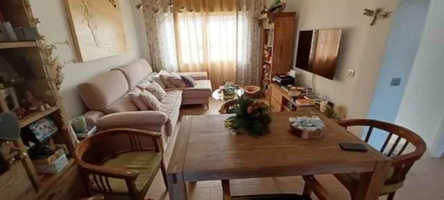 Amplio adosado totalmente reformado con Apartamento independiente. — 12
