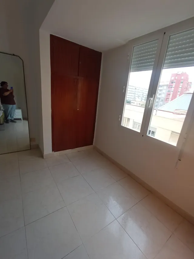 Amplio Piso en Alquiler en Plaza Constitución, Castellón — 19