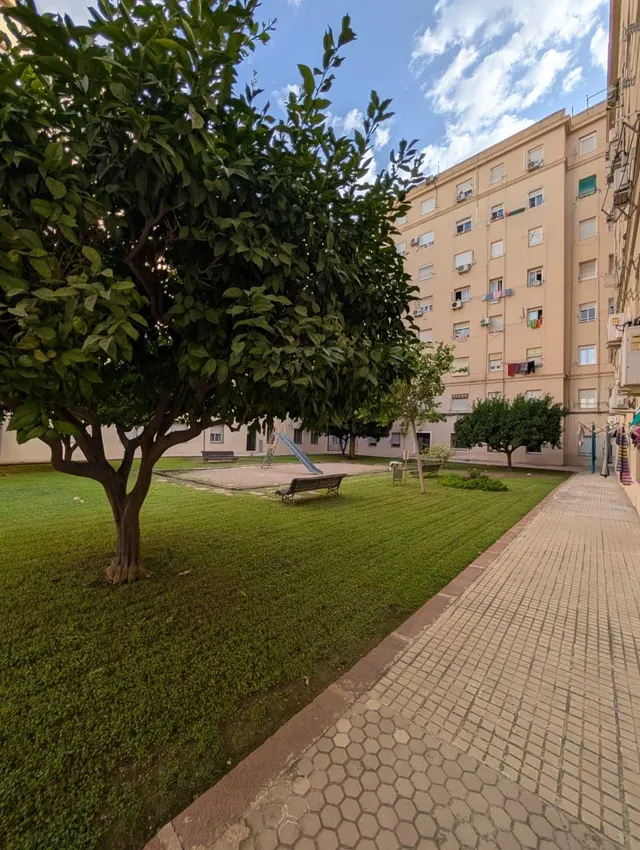 Vivienda exterior con orientación sur y ascensor en Patraix — 23