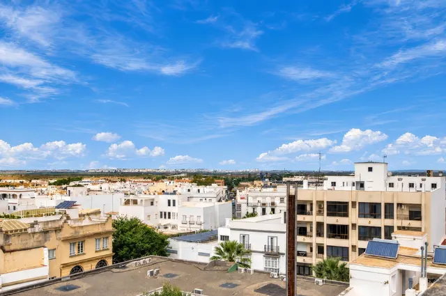 Encantador piso en pleno corazón de chiclana, junto a la plaza de jesús nazareno — 24