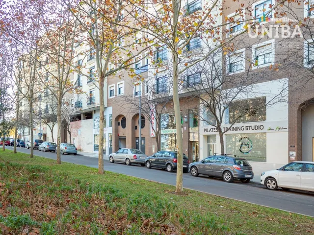Local comercial en condes de barcelona — 18