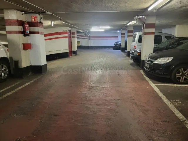 Garaje en venta en Calle General Eguía - foto 4