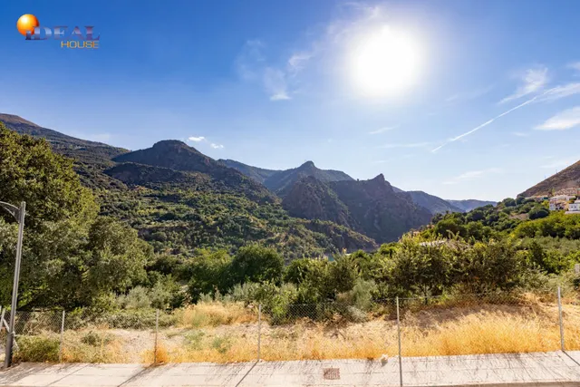 Piso de 2 dormitorios con vistas a la montaña en Güéjar Sierra – Granada — 37