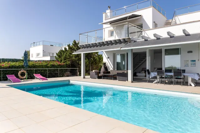 MARAVILLOSO CHALET CON LT Y VISTAS MAR — 7