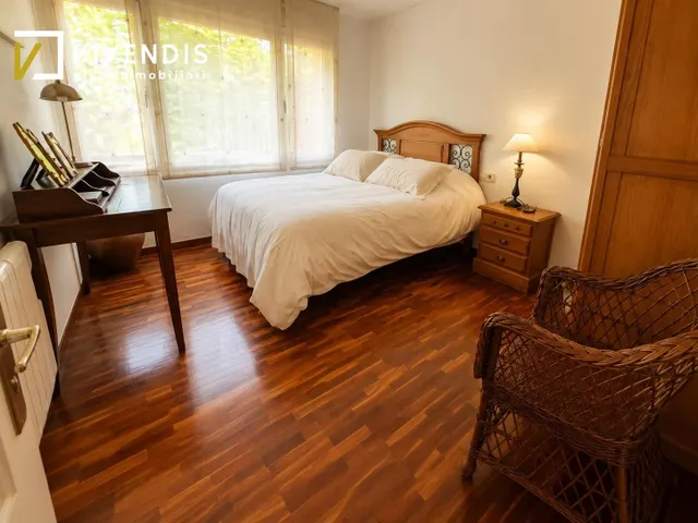 CASA EN VENTA - CIUTAT JARDÍ — 14