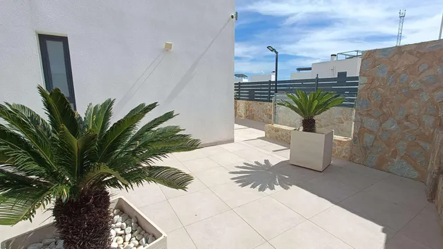 Villa 3 habitaciones 266m² en venta - Comunidad valenciana — 43