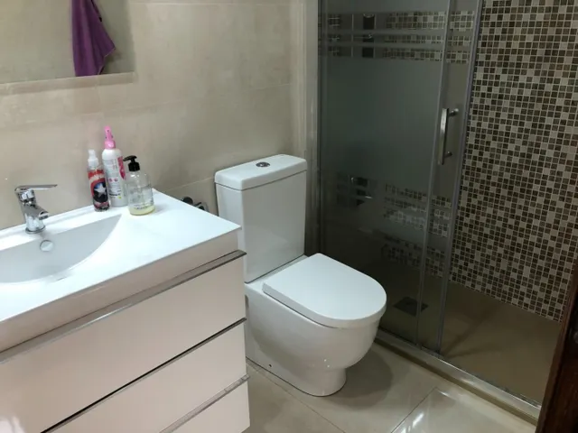 GRAN CASA EN VENTA EN URB. CAN CASAS — 25