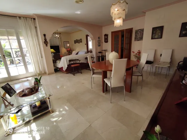 IMPRESIONANTE CHALET EN EL CENTRO DE VENDRELL — 6