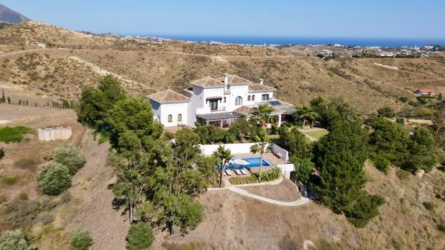 Chalet 4 habitaciones 500m² en venta - Riviera del sol — 46