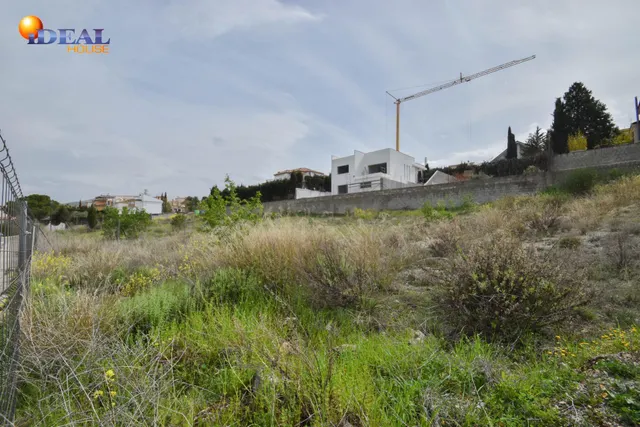 PARCELA EDIFICABLE EN EL BARRIO DE MONACHIL — 8