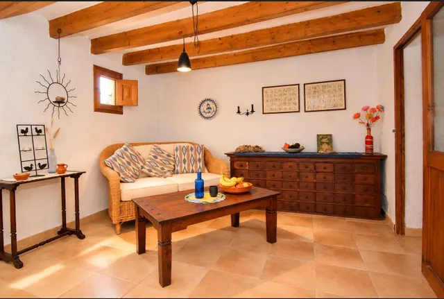 Finca rústica con vivienda en Inca — 8