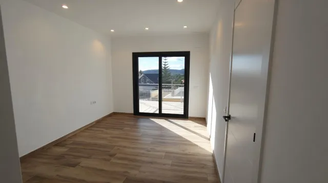 Alquiler de  chalet independiente en Oasis Park, Vendrell — 12