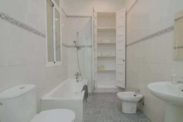 Apartamento 5 habitaciones 157m² en venta - Conde de Ureña-Gibralfaro — 13