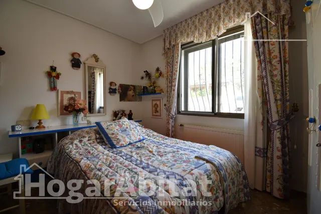 PRECIOSA CASA CON TERRAZA Y GARAJE EN ENTORNO NATURAL — 19