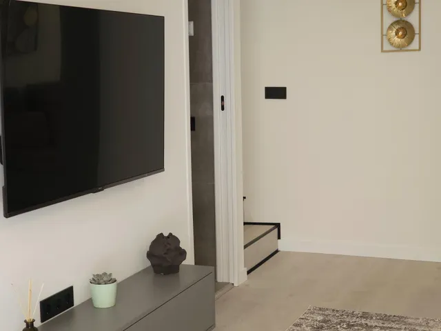 Bungalow completamente reformado a solo 150 metros de la playa de La Mata — 7