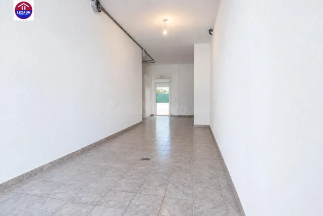 PISO EN RENTABILIDAD CON GARAJE Y JARDÍN PRIVADO EN LA ZONA  - foto 2