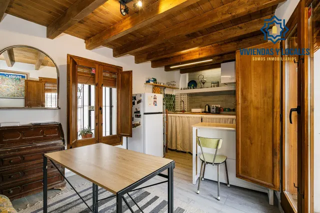 Casa unifamiliar reformada. — 2