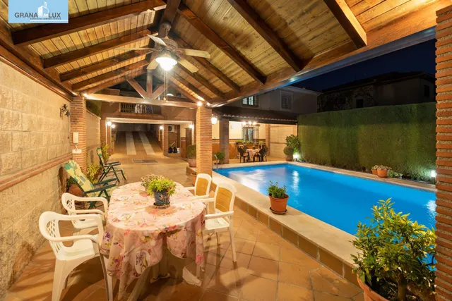 VIVIENDA PAREADA EN MONTELUZ — 12