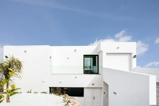Villa Solana. Impresionante villa de nueva construcción en venta con vistas al mar — 22