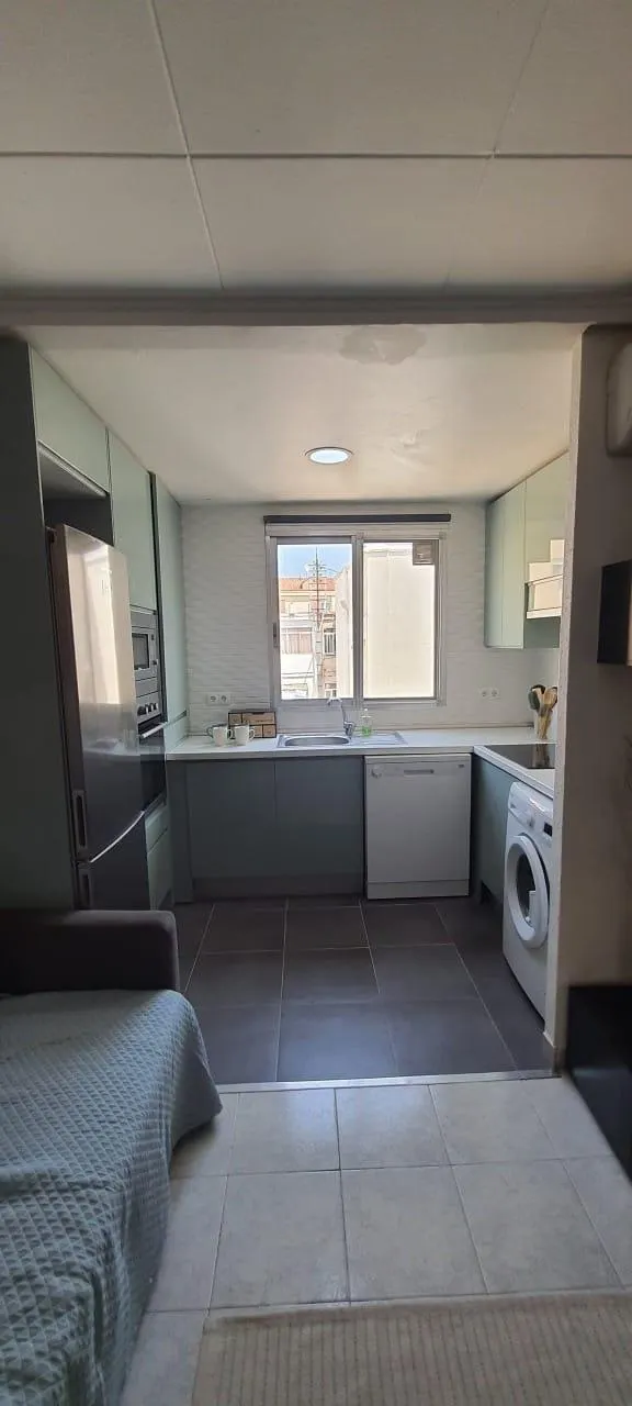 Fantástica vivienda reformada. junto a la playa. ideal para vivir o como inversión — 6