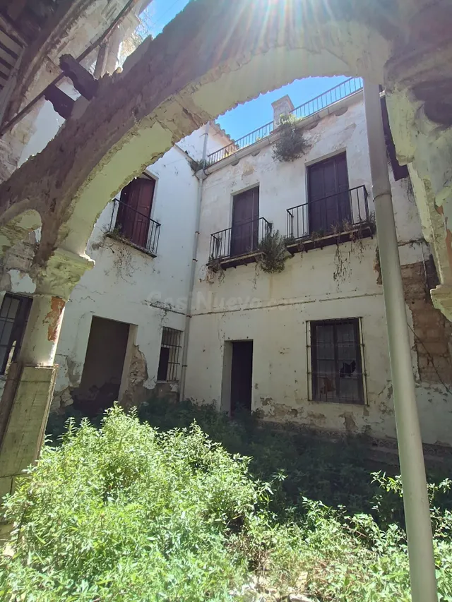 CASA SEÑORIAL EN VENTA EN PLENO CENTRO - foto 4