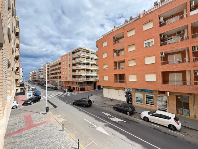 Apartamento 4 habitaciones 107m² en venta - Estacion de autobuses — 31