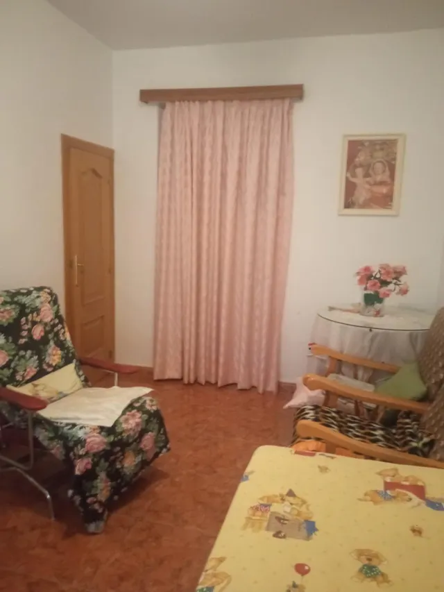 casa amplia de dos plantas con patio en Cehegín — 14