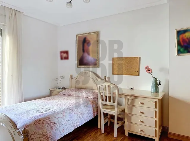 Amplio Piso en Beasain con Vistas — 22