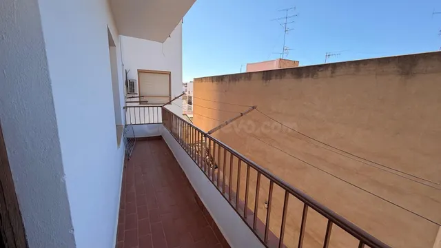 Piso de 4 habitaciones, dos terrazas en calle corredera — 5