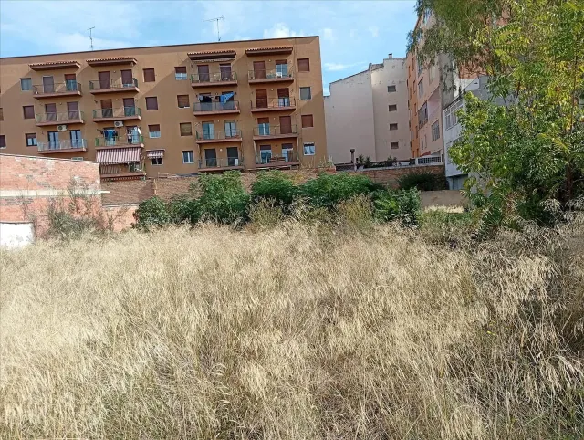 Solar urbano edificable en Figueres — 21