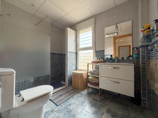 INTERESANTE CHALET EN LA POBLA DE VALLBONA — 15